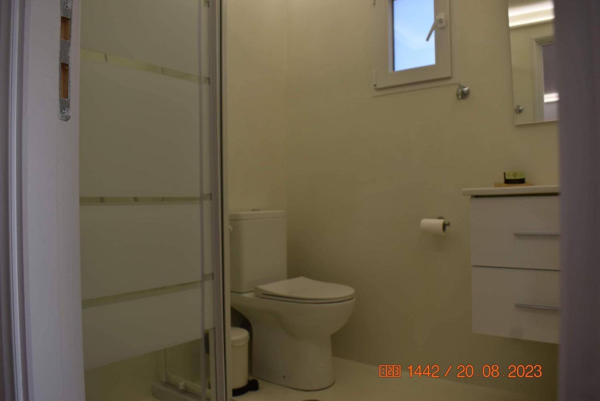 Syros Village Suites Vári Eksteriør bilde