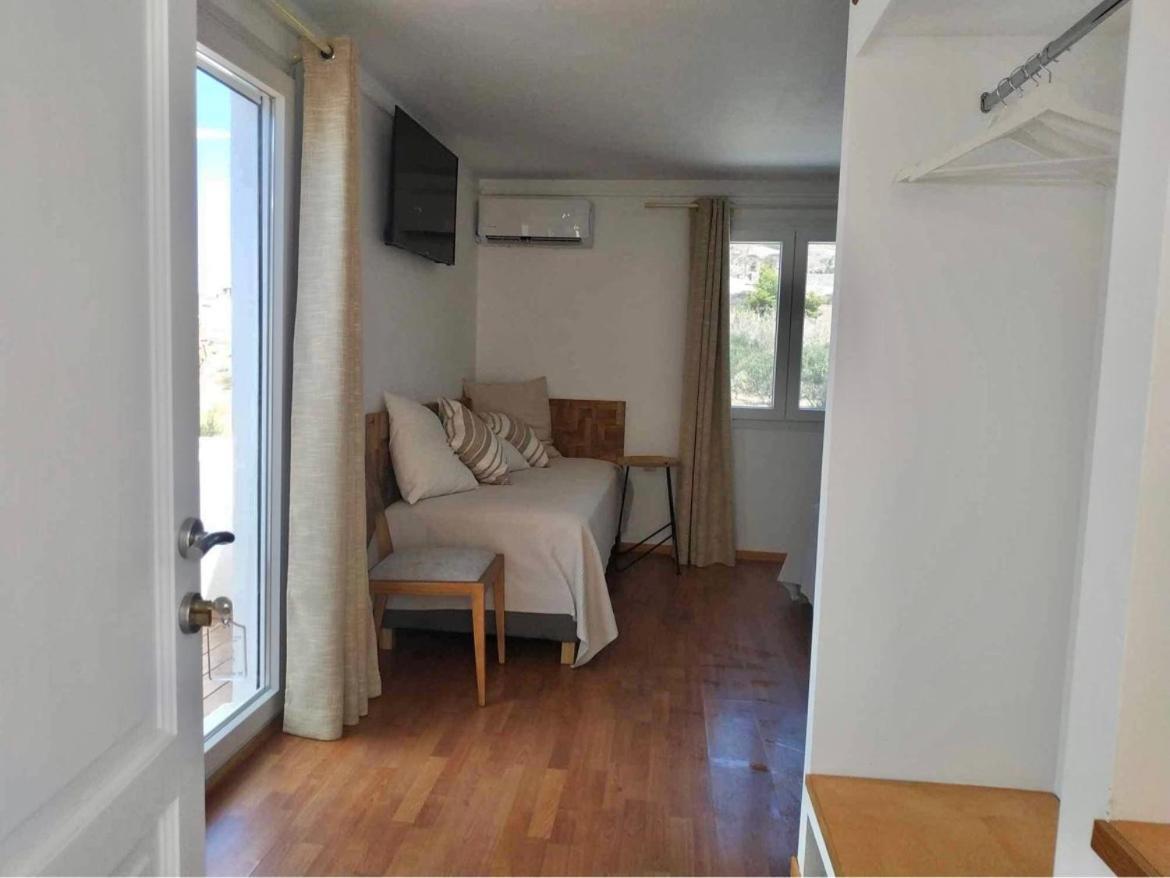 Syros Village Suites Vári Eksteriør bilde