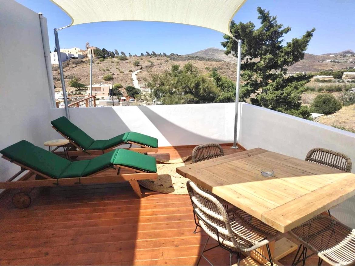 Syros Village Suites Vári Eksteriør bilde