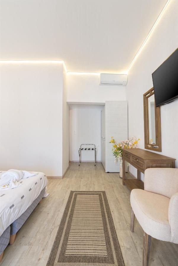 Syros Village Suites Vári Eksteriør bilde